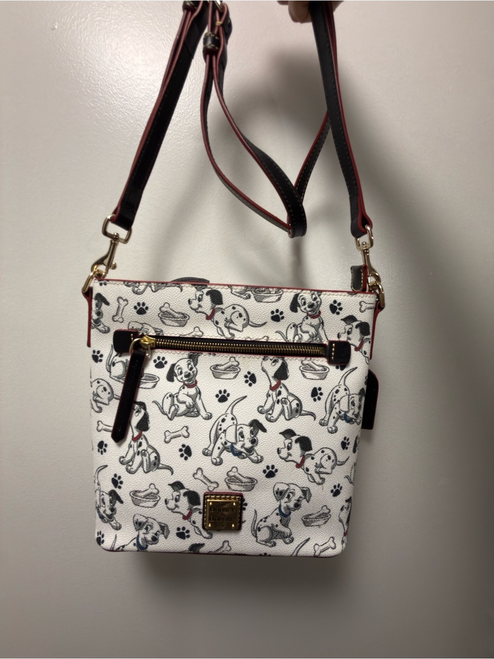2021 Disney Dooney & Bourke White Dalmatian Print Crossbody with Red Trim